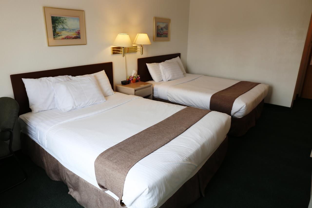 Didsbury Country Inn Bagian luar foto