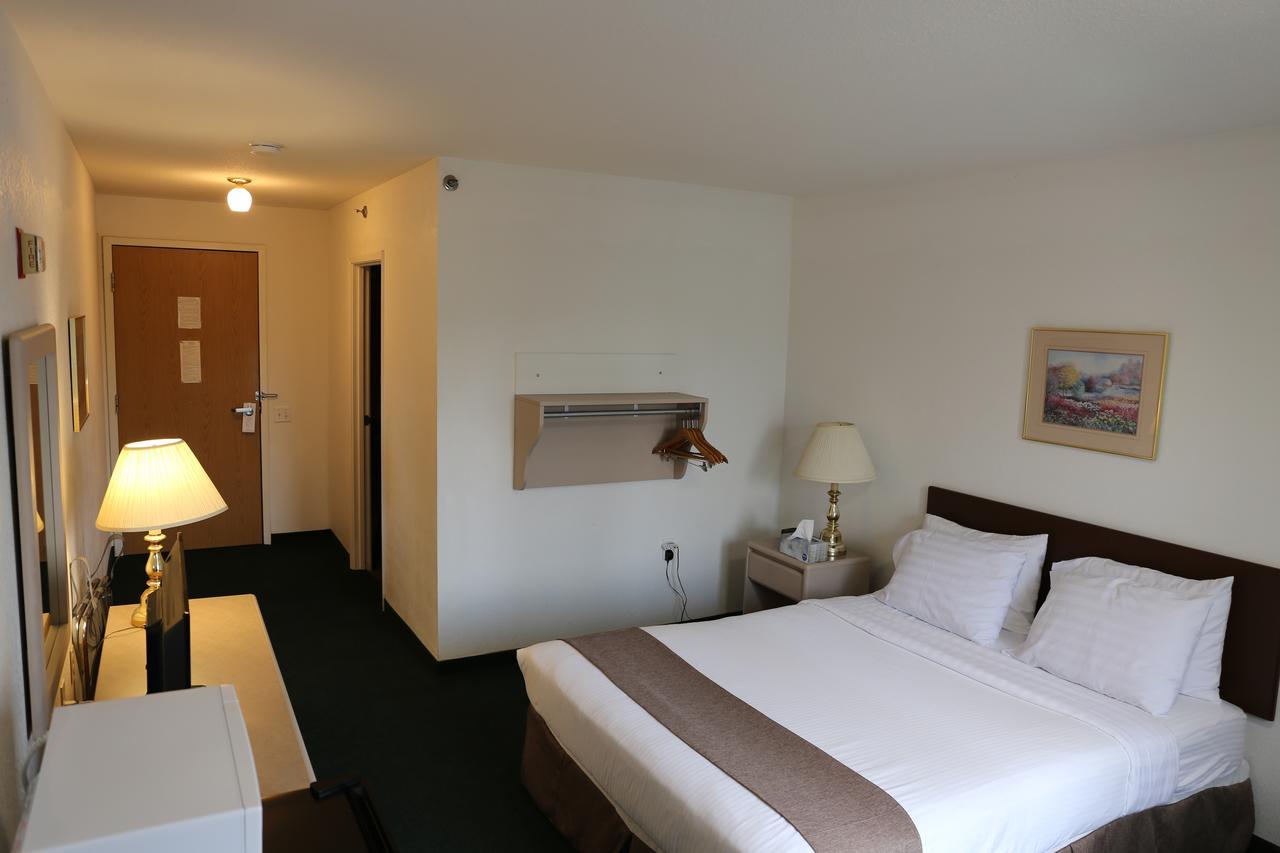 Didsbury Country Inn Bagian luar foto